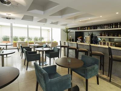 Hotel BH Bicentenario - bar