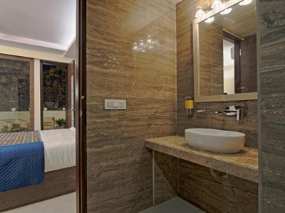 Cardinal Express Oxmo New Delhi India