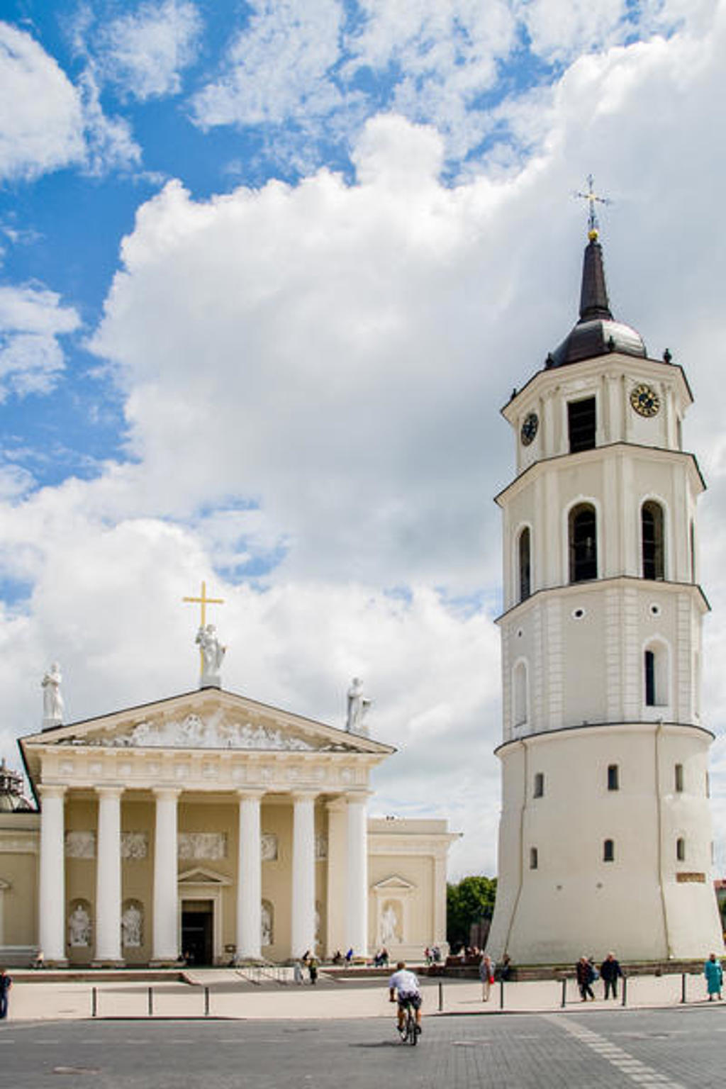main_LI080069-Edit-2-Vilnius-The_Cathedral-.jpg