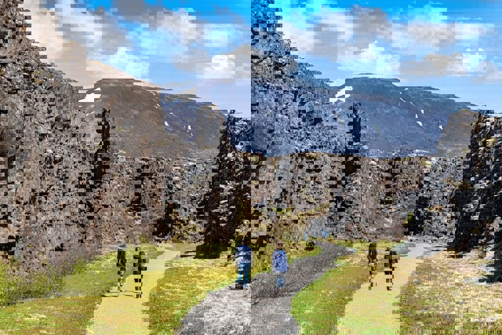 main_shutterstock_2184742961.jpg (1)