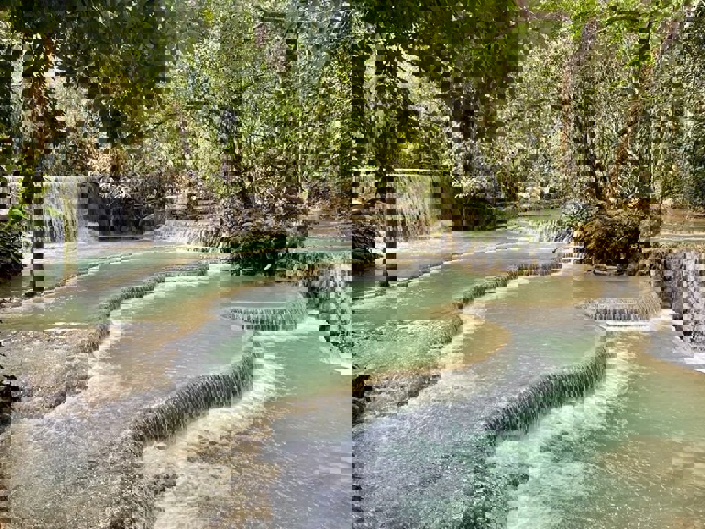 main_Kuang_Si_Waterval.jpg