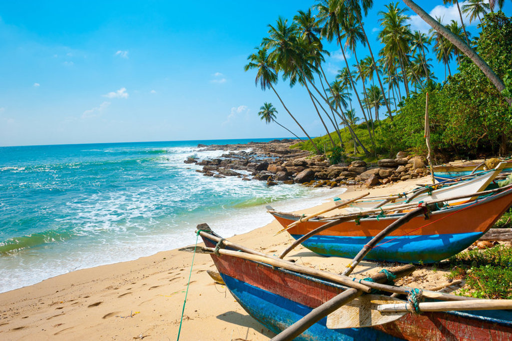 main_shutterstock_110639927_bentota.jpg