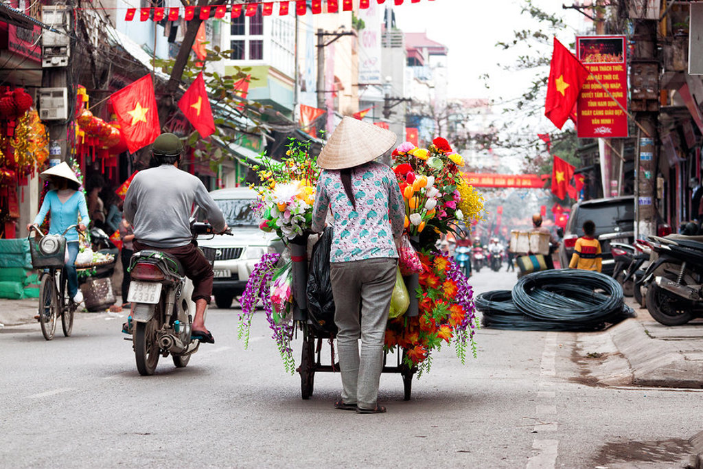 main_shutterstock_132573962_Hanoi.jpg