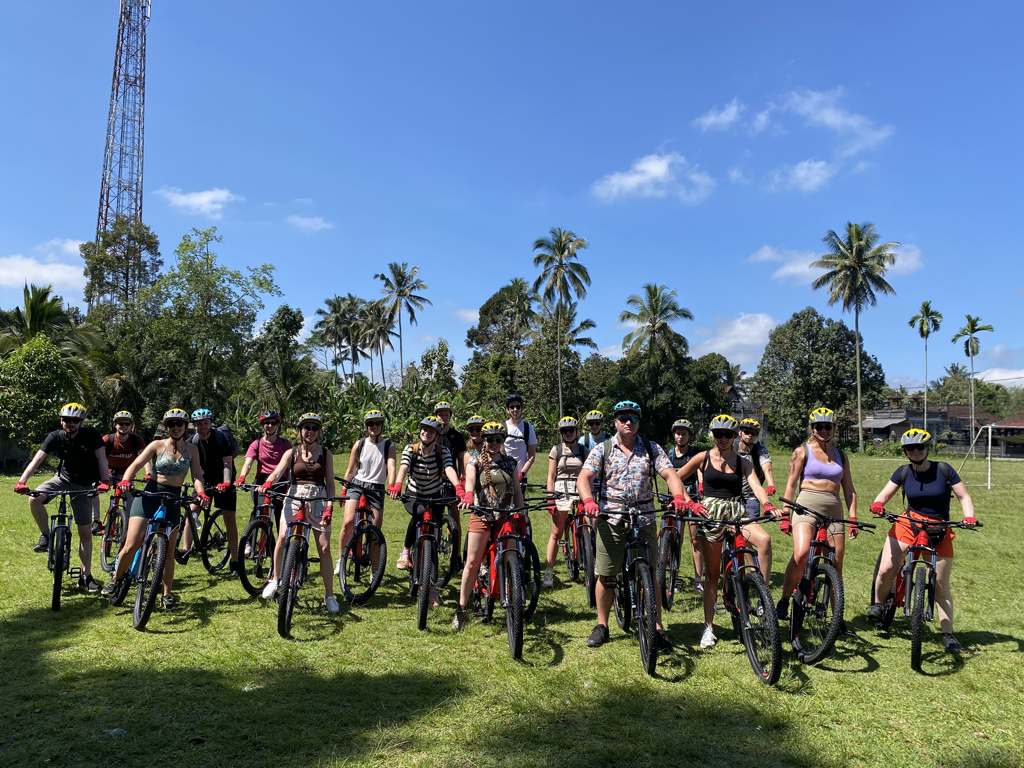 Indonesie JRIJB Fietstocht UBUD (Bali).jpg