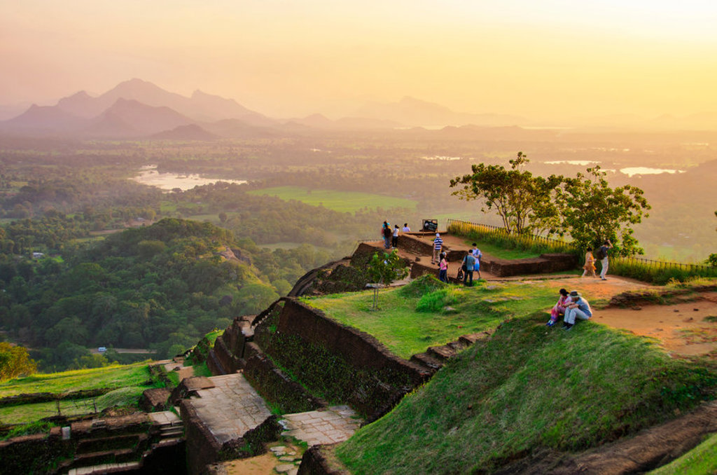main_Sigiriya_Rock_shutterstock_1046627314.jpg