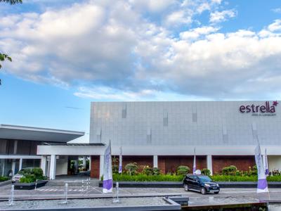 Hotel Estrella buitenkant