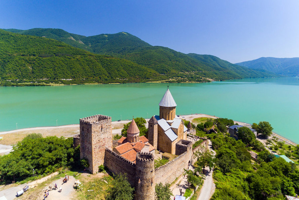 main_Ananuri_Georgie_shutterstock.jpg