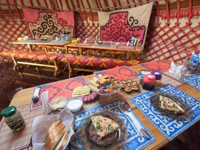 Ak-say Tashrabat eetyurt