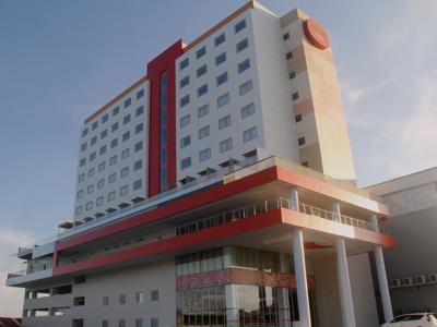 Harris Samarinda buitenkant