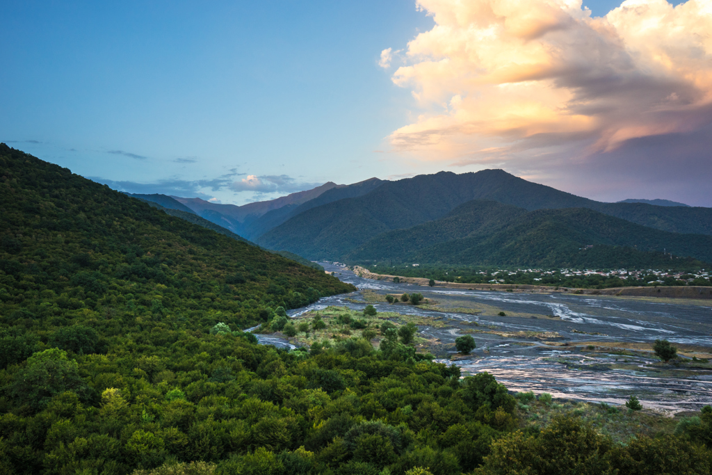 Bergen rond Kvareli Khaketi Georgië