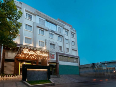 Costa Riviera Hotel Varanasi India