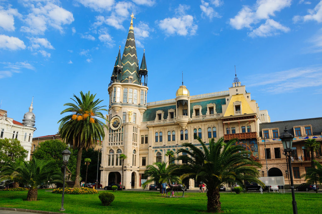 main_Batumi_-_square.jpg