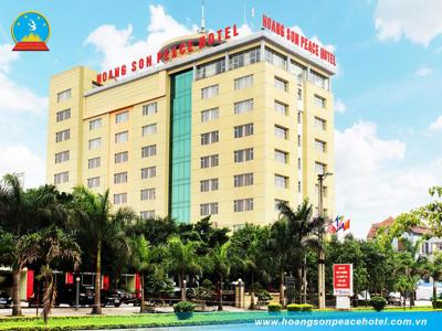 Hoang Son Peace hotel voorkant