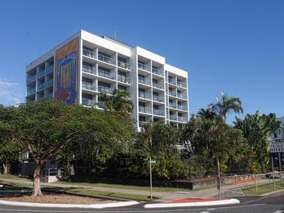 Cairns Plaza hotel