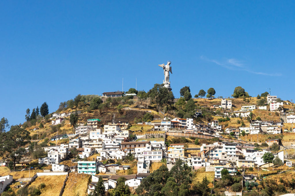 main_main_shutterstock_1580281225_quito.jpg