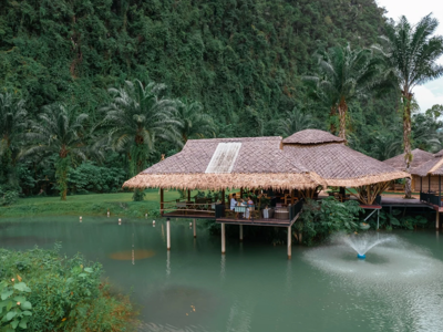 Khaosok Boutique Hideaway restaurant buitenkant