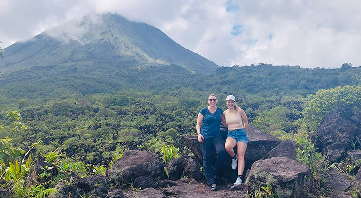 Sylvia en Lianne in Costa Rica Sylvia en Lianne in Costa Rica