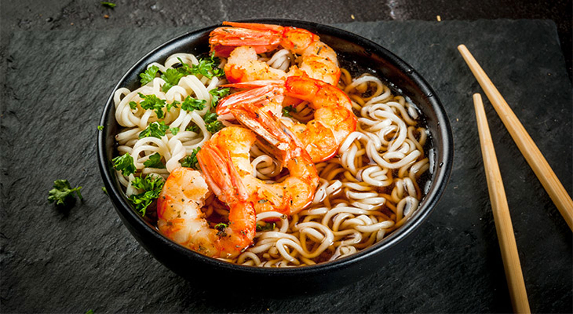 Ramen met garnalen in Japan