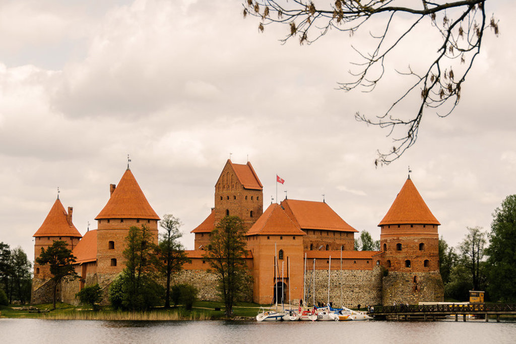 main_LI090107E-2-Trakai-Trakai_Castle-.jpg