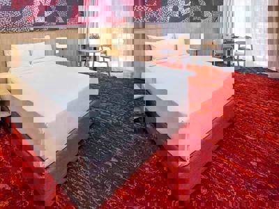 Outback Pioneer Hotel