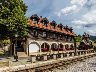 Hotel Šarganska Osmica