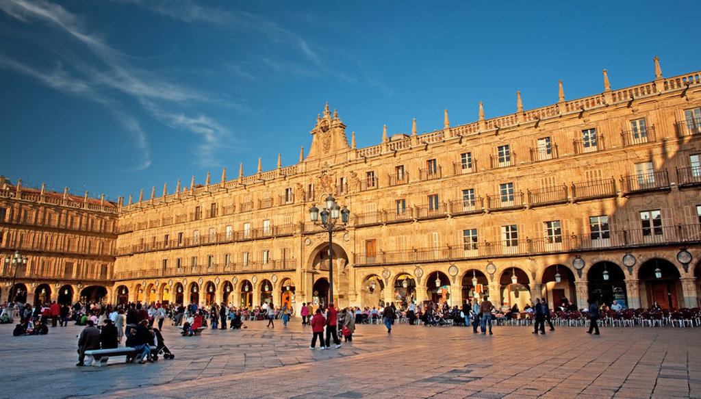 main_Salamanca_shutterstock_122882953.jpg