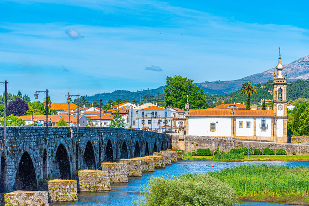 main_Roman_bridge_at_Ponte_de_Lima_shutterstock_1583087791.jpg