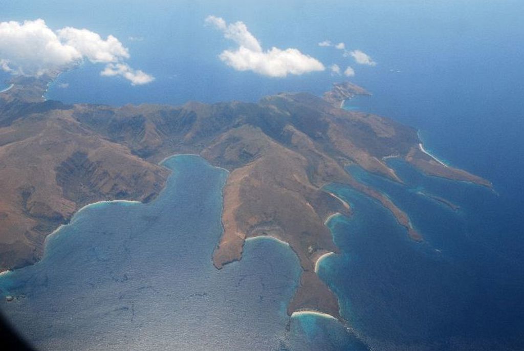 Vlucht naar Maumere Indonesië