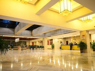 Forest City Hotel - lobby