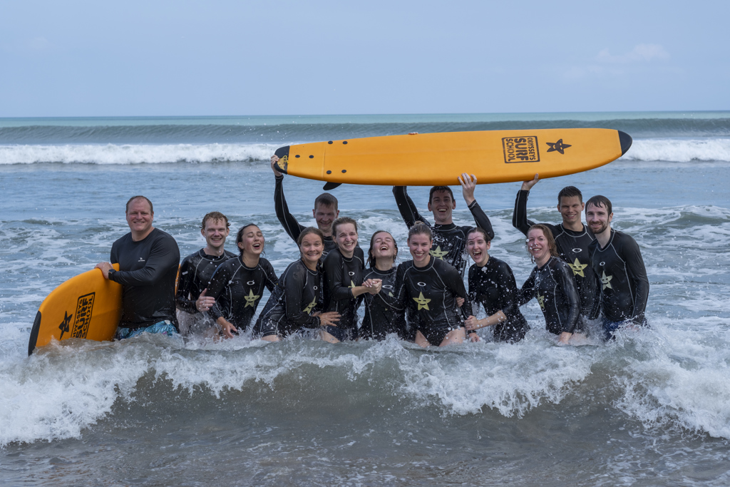 Indonesie JRIJB Surfen Kuta 2 (Bali.jpg