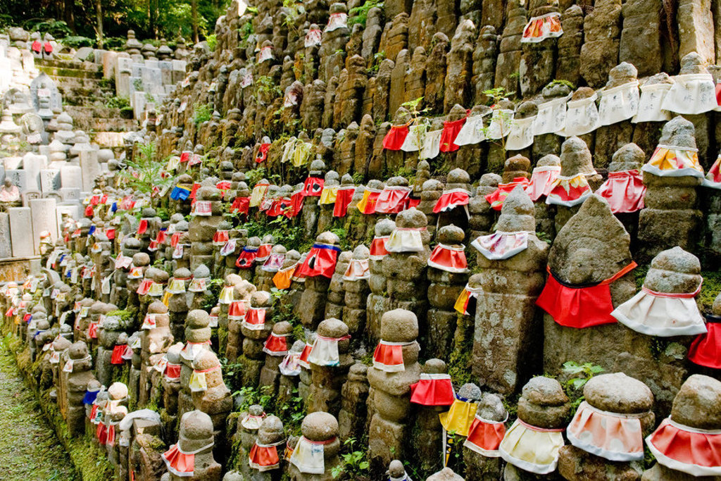 main_JA080893_-_Mount_Koya-Cemetary_.jpg