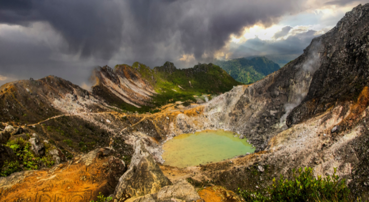 Mount Sibayak op Sumatra Mount Sibayak op Sumatra