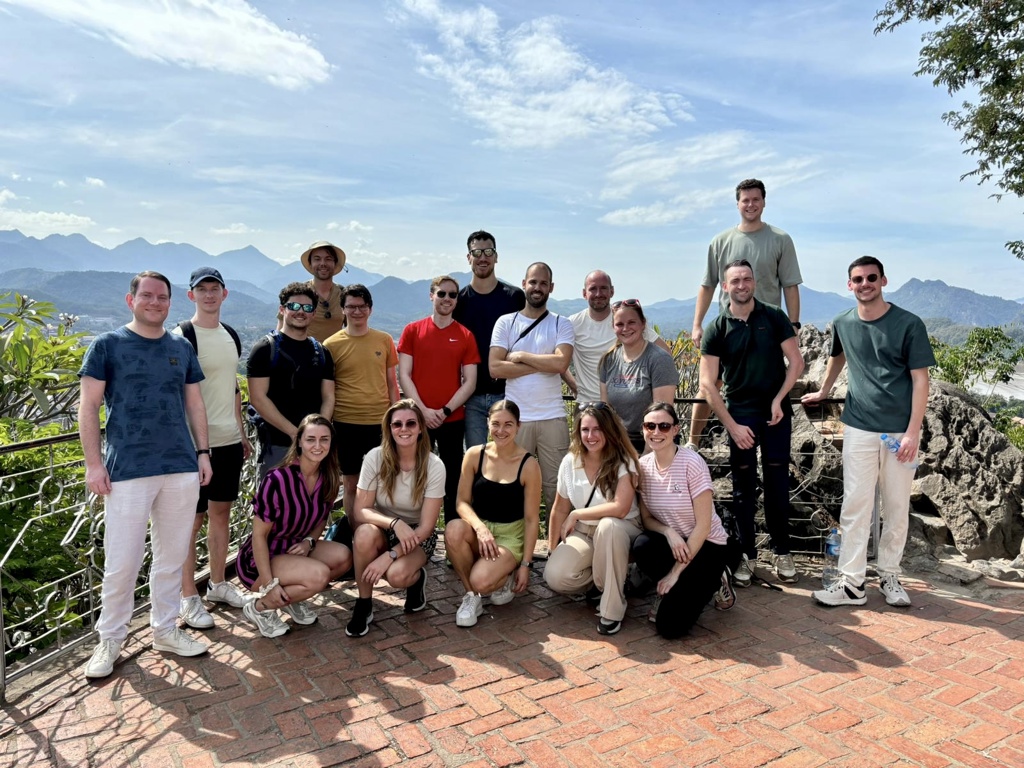 Luang Prabang groepsfoto.jpg