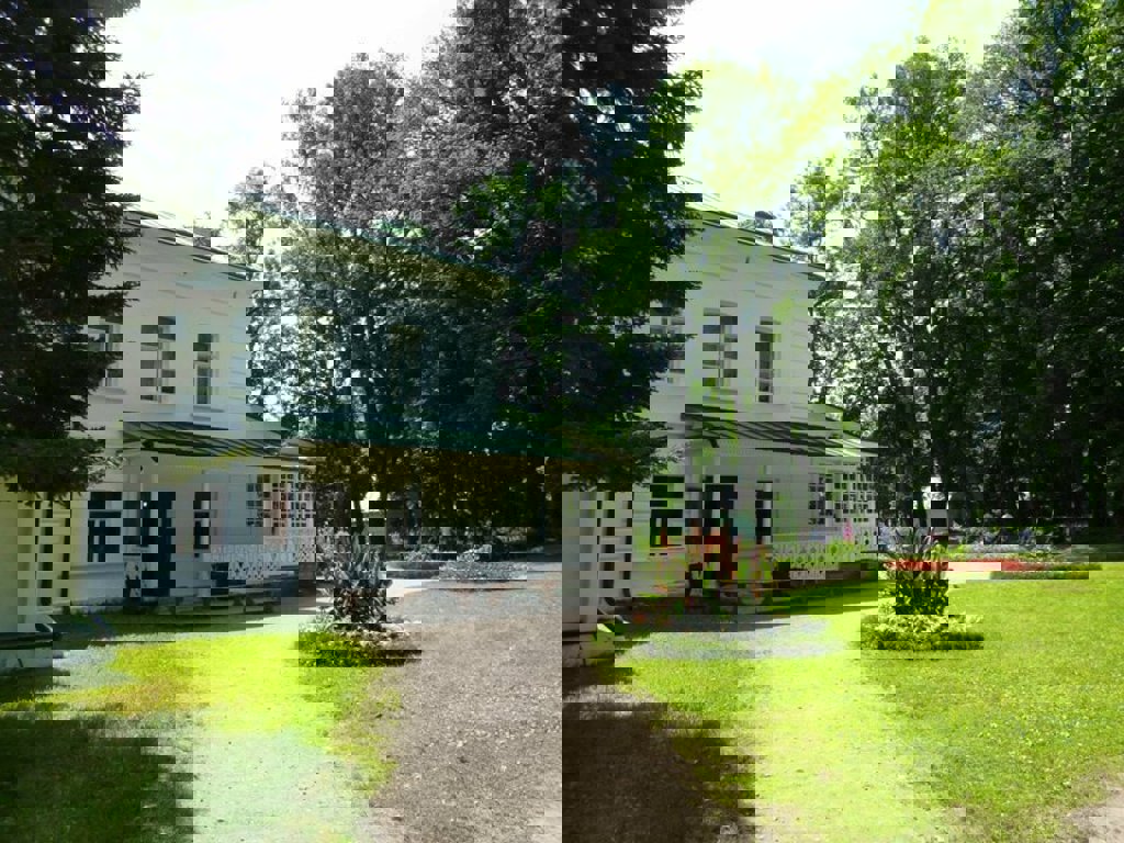 main_yasnaya-polyana-3.jpg