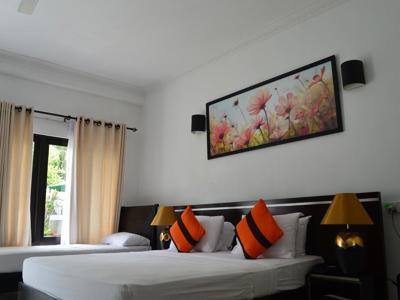 Oak Ray Elephant Lake Hotel