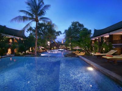 Aston Sunset Beach Resort - Indonesie - Zwembad