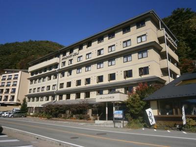 Hotel Route-Inn Kawaguchiko - buitenkant
