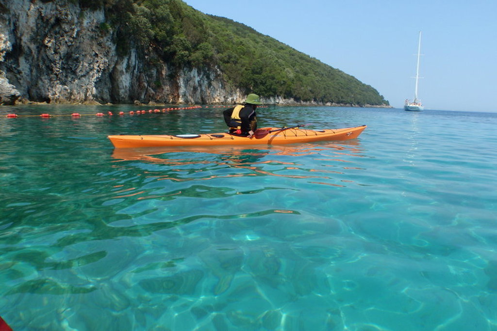 main_main_sea_kayak_2.jpg