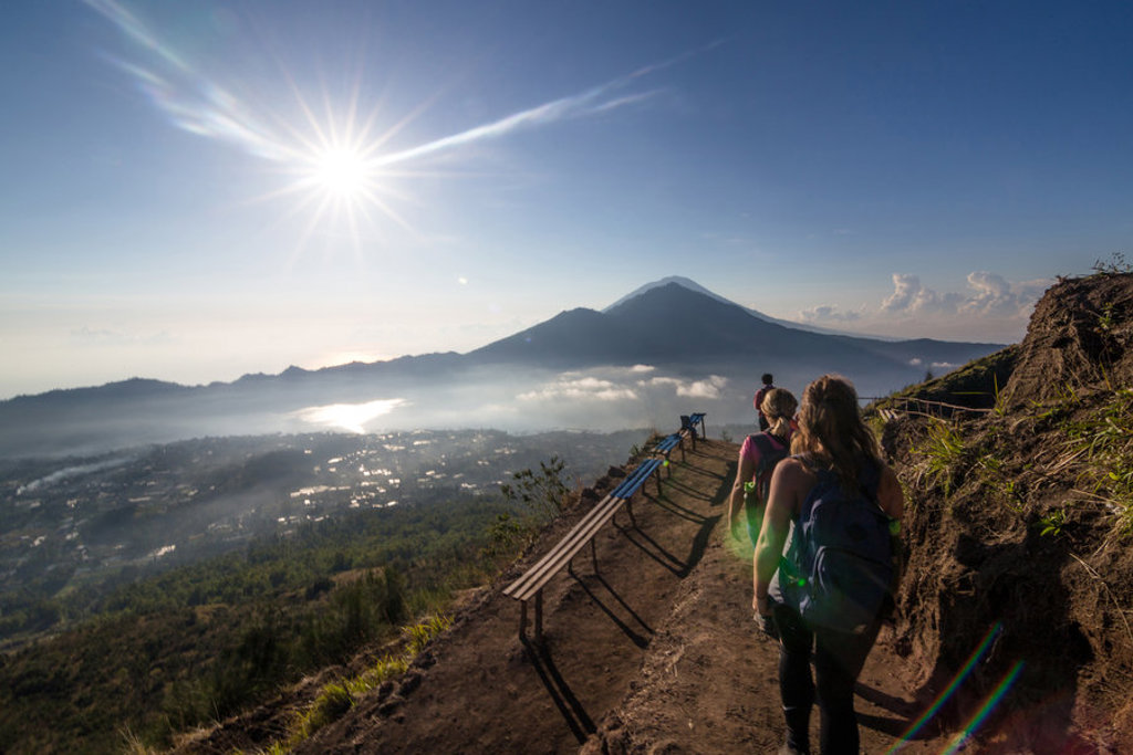 main_dag_6_Hike_mount_Batur.jpg