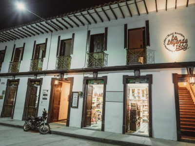Hotel La Leyenda voorkant