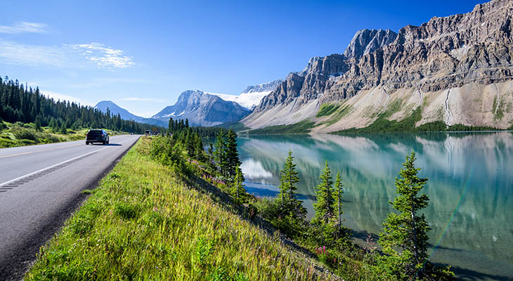 Icefields Parkway in Canada Icefields Parkway in Canada