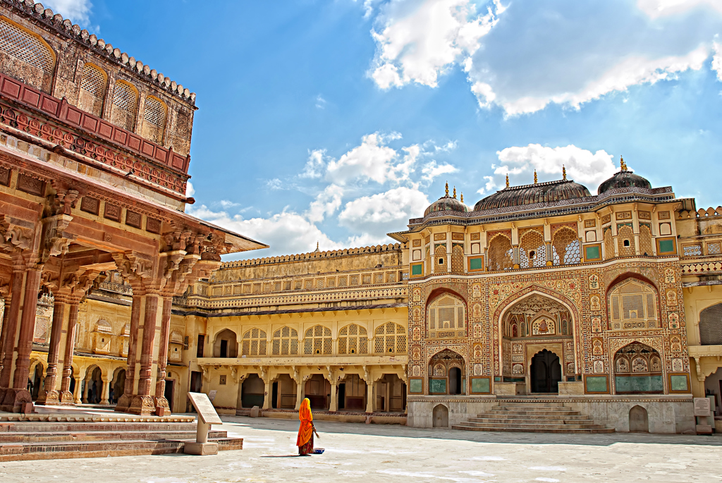 Amber_Fort__Jaipur.jpg