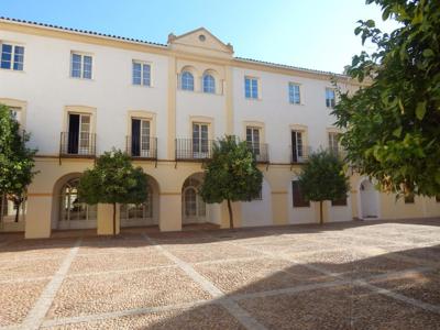 Hotel Maciá Alfaros