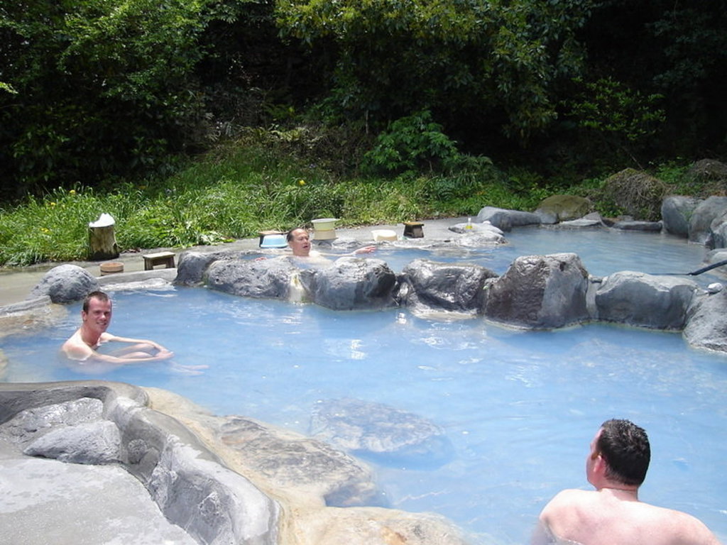 main_7.Beppu_-_Ichinoide_Kaikan_onsen.jpg