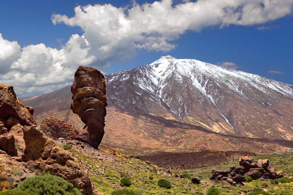 Tenerife_Mt_Teide_Roques_de_Garcia_Canaries__Spain.jpg