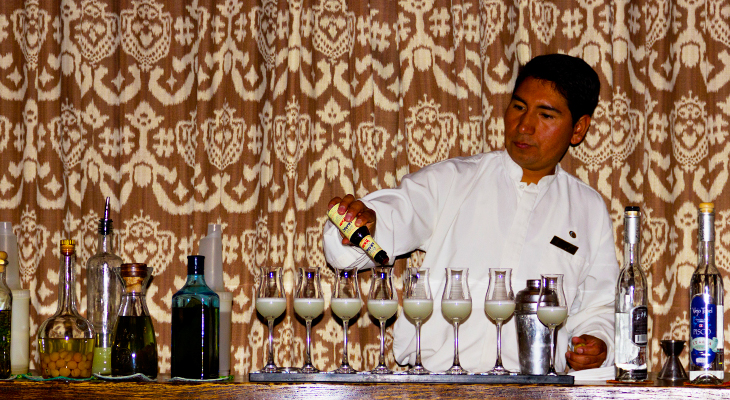 barman in Peru barman in Peru